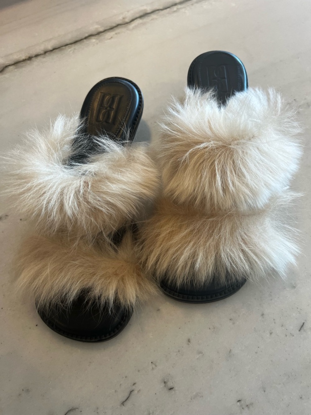 Women’s Shearling Tianna Sandals in Beige